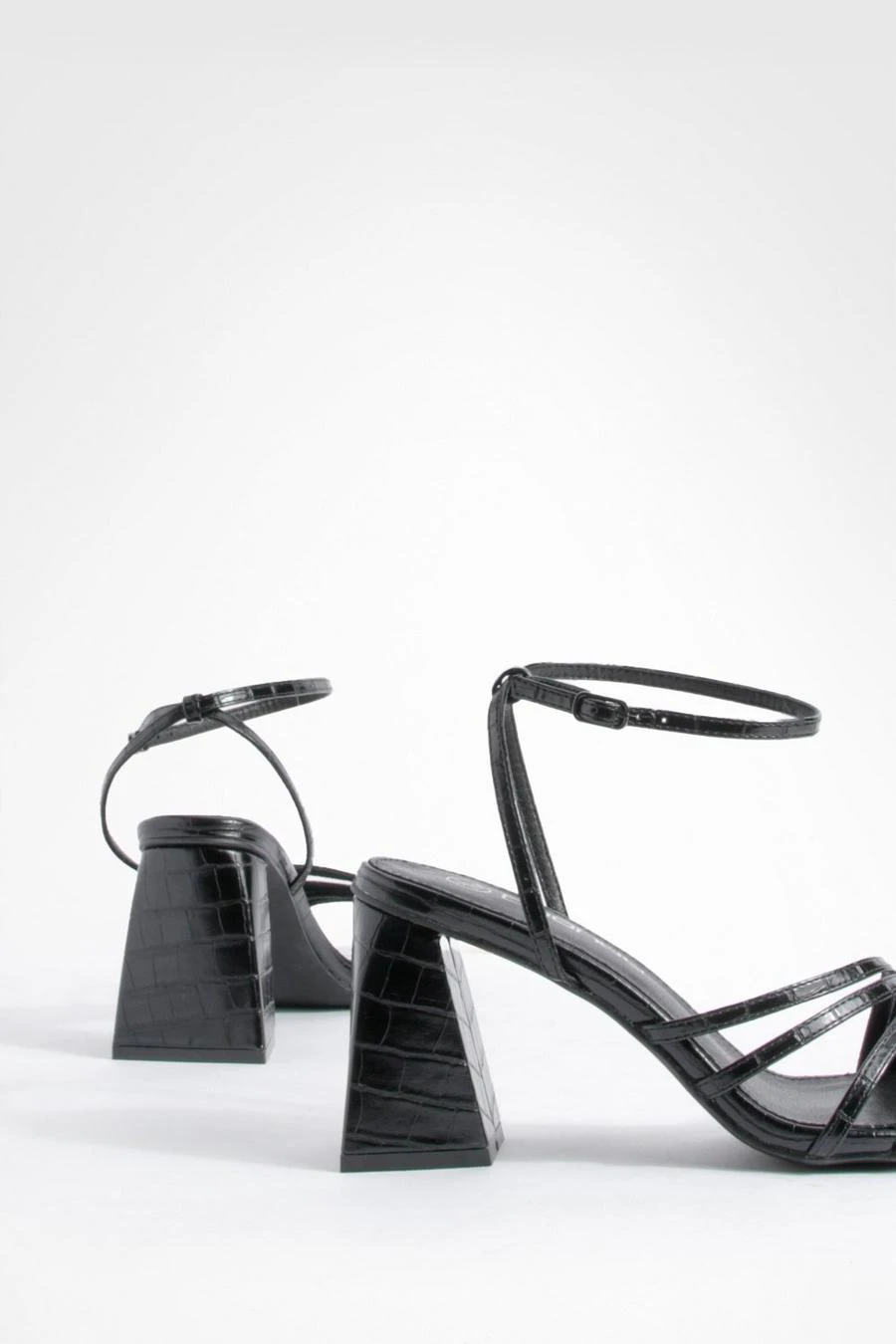 BOOHOO 2 Part Flared Block Heel Sandals 3 BOOHOO 2 Part Flared Block Heel Sandals - Image 3