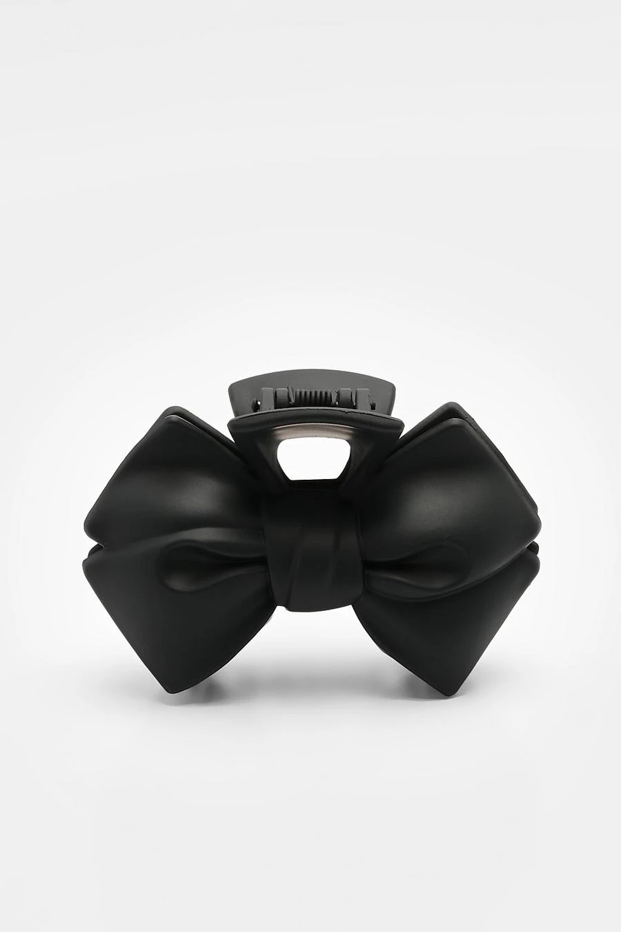 BOOHOO Black Bow Claw Clip 3 BOOHOO Black Bow Claw Clip - Image 3