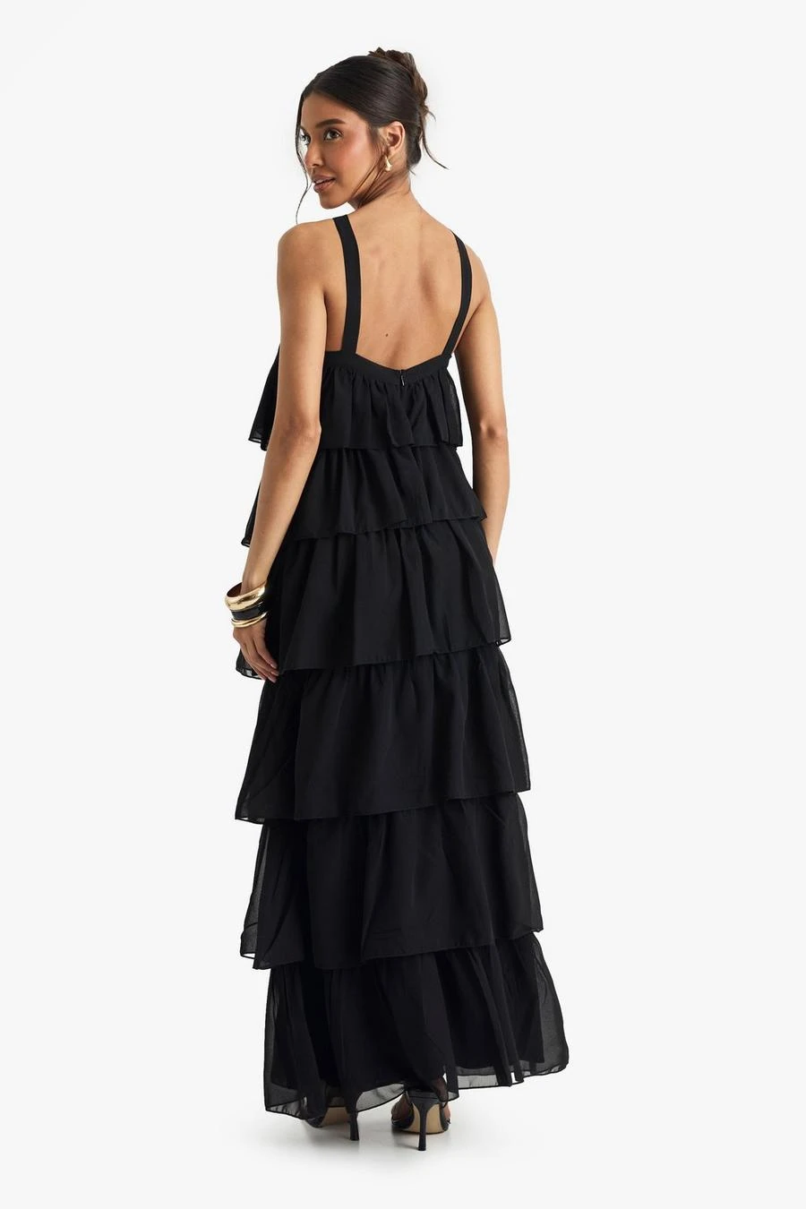 BOOHOO Chiffon Tiered Halterneck Maxi Dress 2 BOOHOO Chiffon Tiered Halterneck Maxi Dress - Image 2