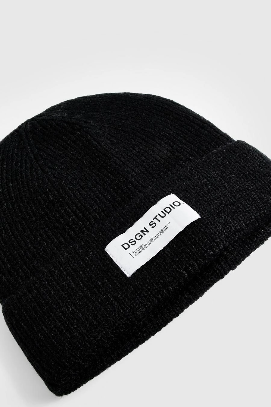 BOOHOO Chunky Ribbed Tab Detail Beanie 3 BOOHOO Chunky Ribbed Tab Detail Beanie - Image 3