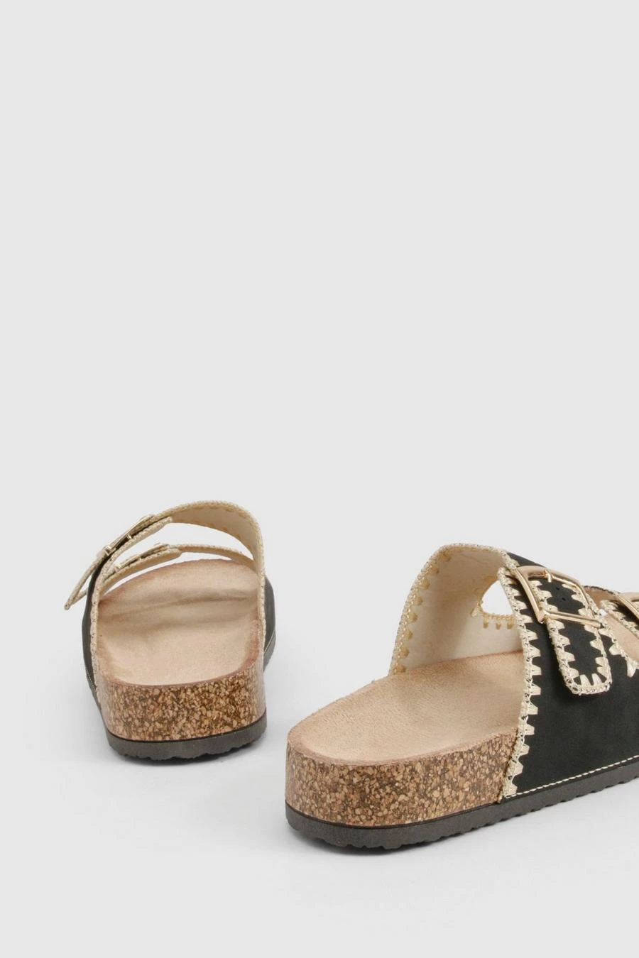 BOOHOO Contrast Stitch Detail Double Buckle Sliders 4 BOOHOO Contrast Stitch Detail Double Buckle Sliders - Image 4