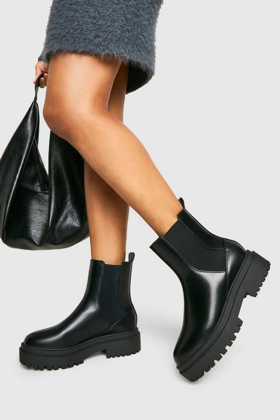 BOOHOO Elastic Detail Chunky Platform Sole Chelsea Boot 1 BOOHOO Elastic Detail Chunky Platform Sole Chelsea Boot