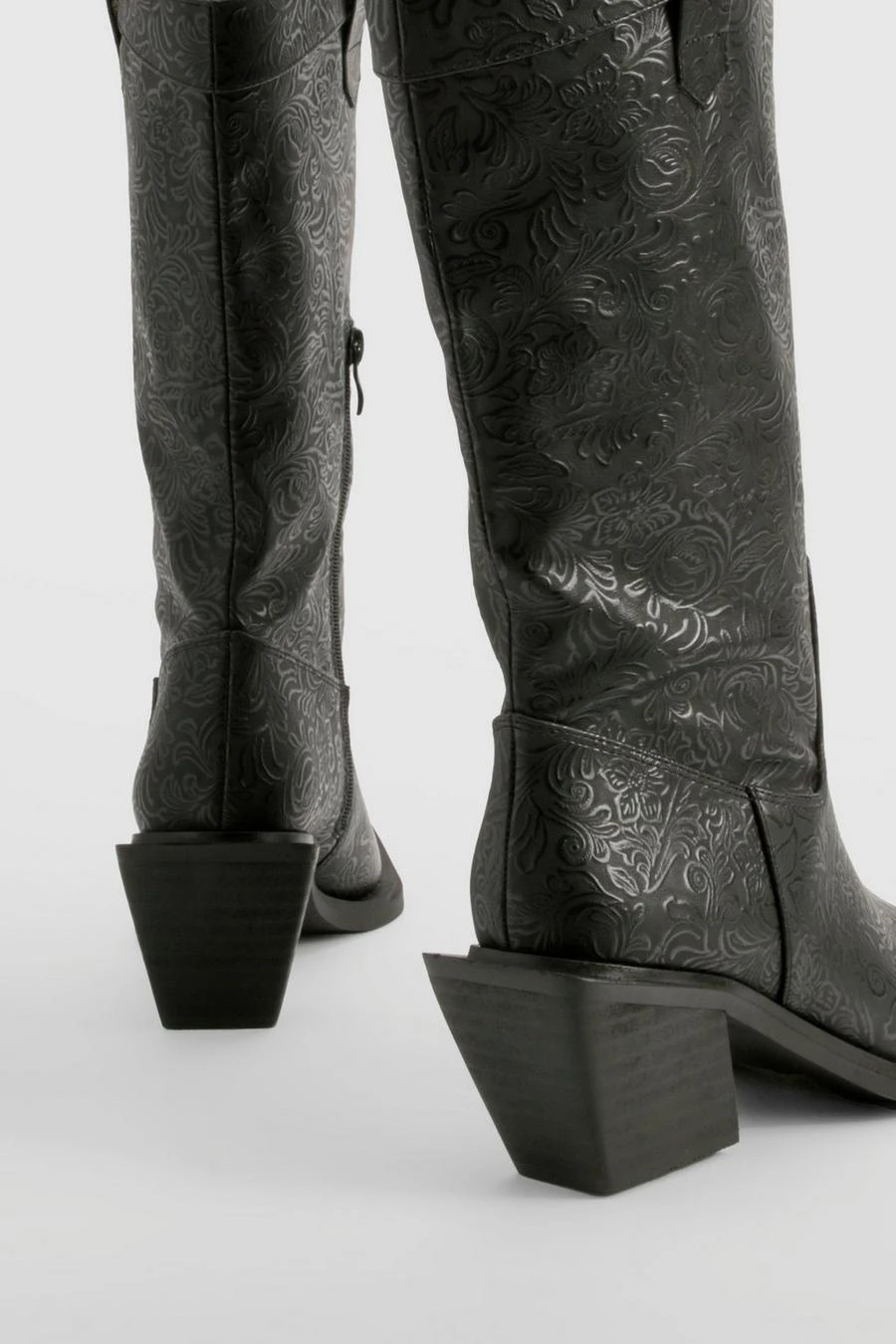 BOOHOO Embossed Pointed Western Knee High Boots 4 BOOHOO Embossed Pointed Western Knee High Boots - Image 4