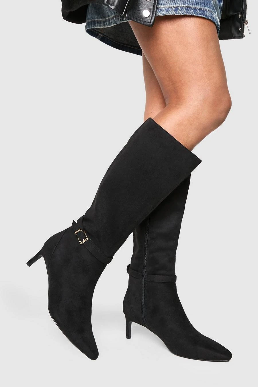 BOOHOO Low Heel Buckle Detail Pointed Knee High Boots 1 BOOHOO Low Heel Buckle Detail Pointed Knee High Boots