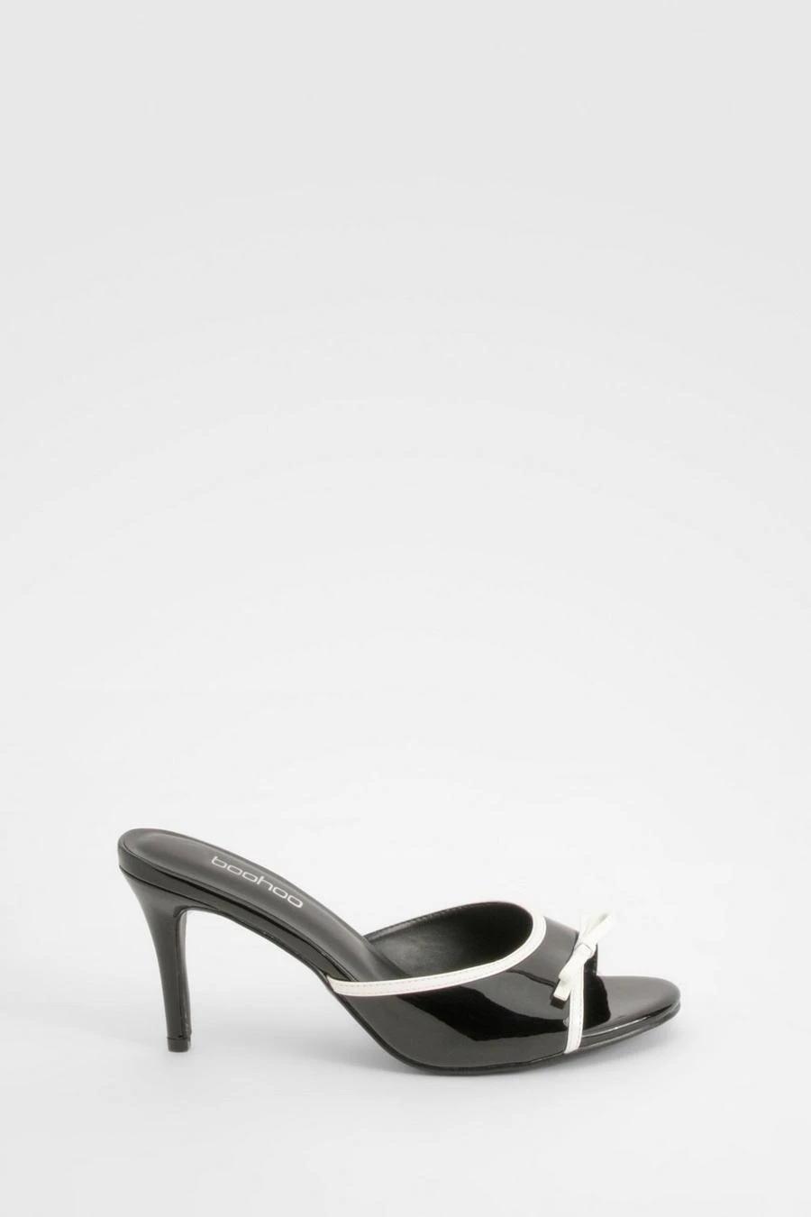 BOOHOO Patent Contrast Bow Heeled Mules 3 BOOHOO Patent Contrast Bow Heeled Mules - Image 3