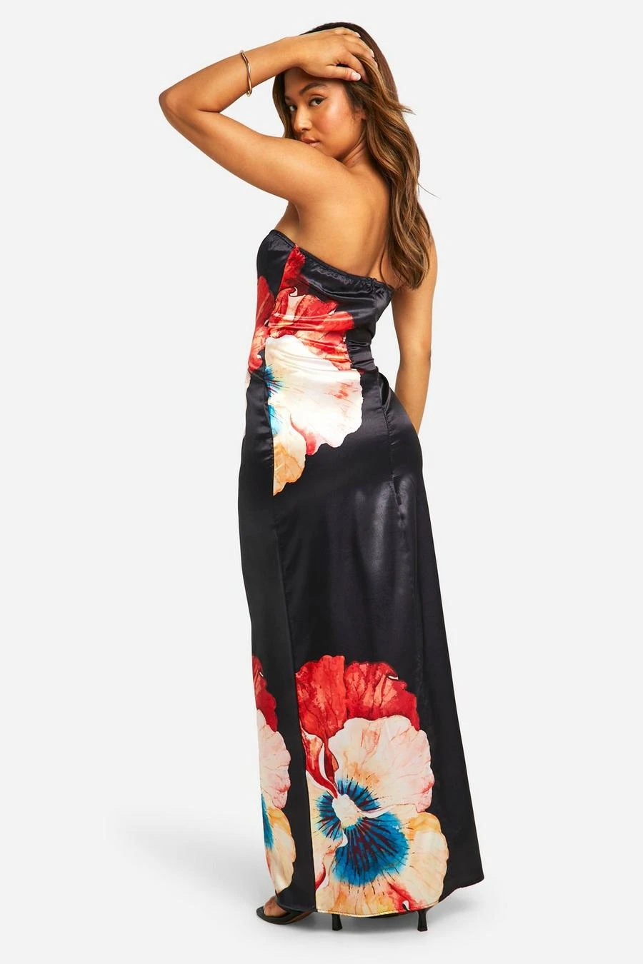 BOOHOO Petite Satin Large Floral Maxi Dress 2 BOOHOO Petite Satin Large Floral Maxi Dress - Image 2