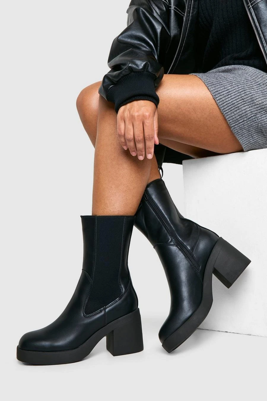 BOOHOO Platform Heeled Chelsea Boot 1 BOOHOO Platform Heeled Chelsea Boot