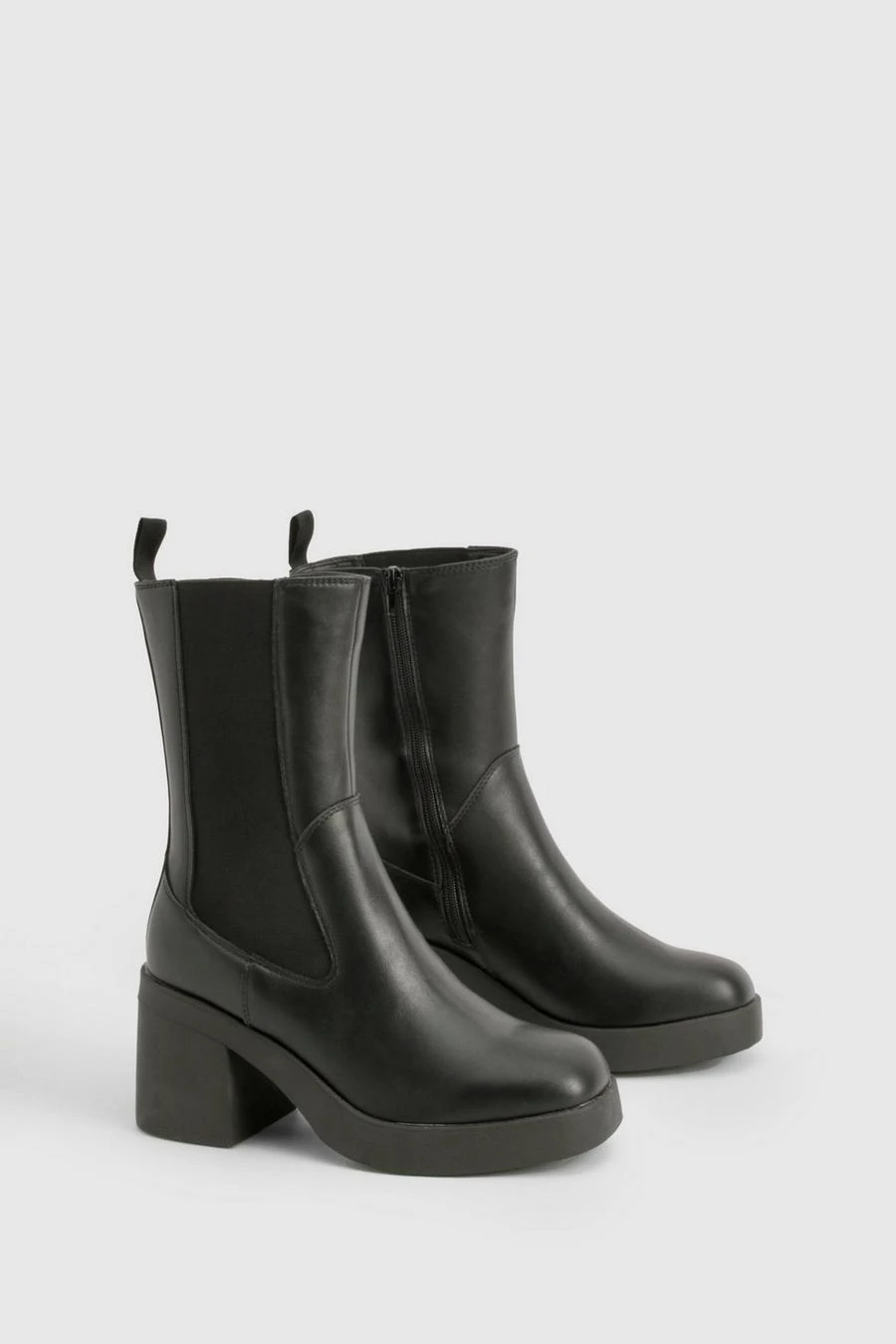 BOOHOO Platform Heeled Chelsea Boot 2 BOOHOO Platform Heeled Chelsea Boot - Image 2