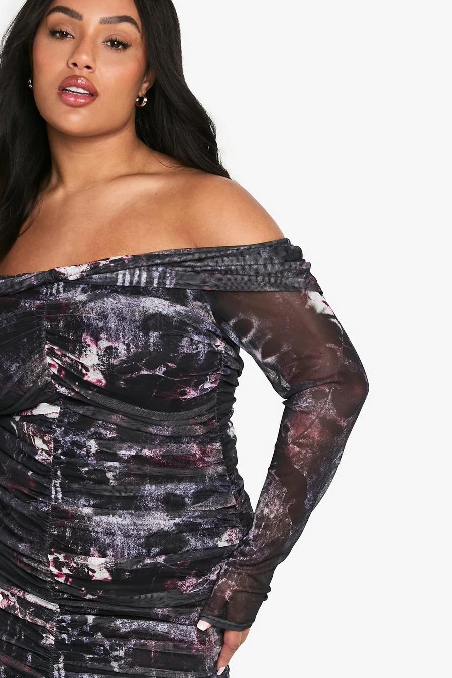 BOOHOO PLUS BARDOT RUCHED DETAIL LONG SLEEVE MAXI DRESS 4 BOOHOO PLUS BARDOT RUCHED DETAIL LONG SLEEVE MAXI DRESS - Image 4