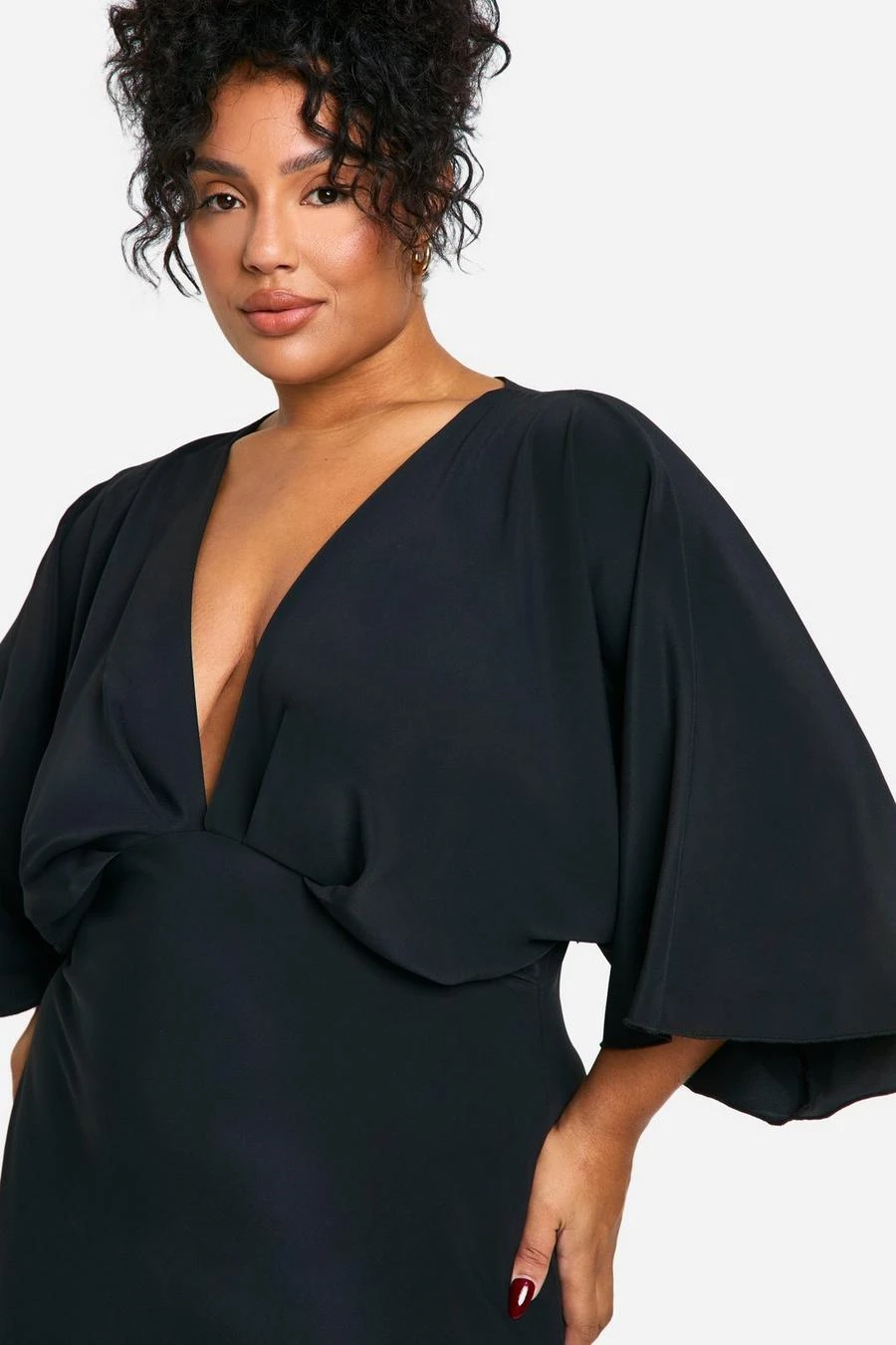 BOOHOO Plus Bias Cut Angel Sleeve Maxi Dress 4 BOOHOO Plus Bias Cut Angel Sleeve Maxi Dress - Image 4