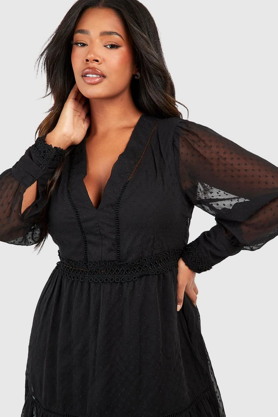 BOOHOO Plus Dobby Trim Detail Maxi Dress 4 BOOHOO Plus Dobby Trim Detail Maxi Dress - Image 4