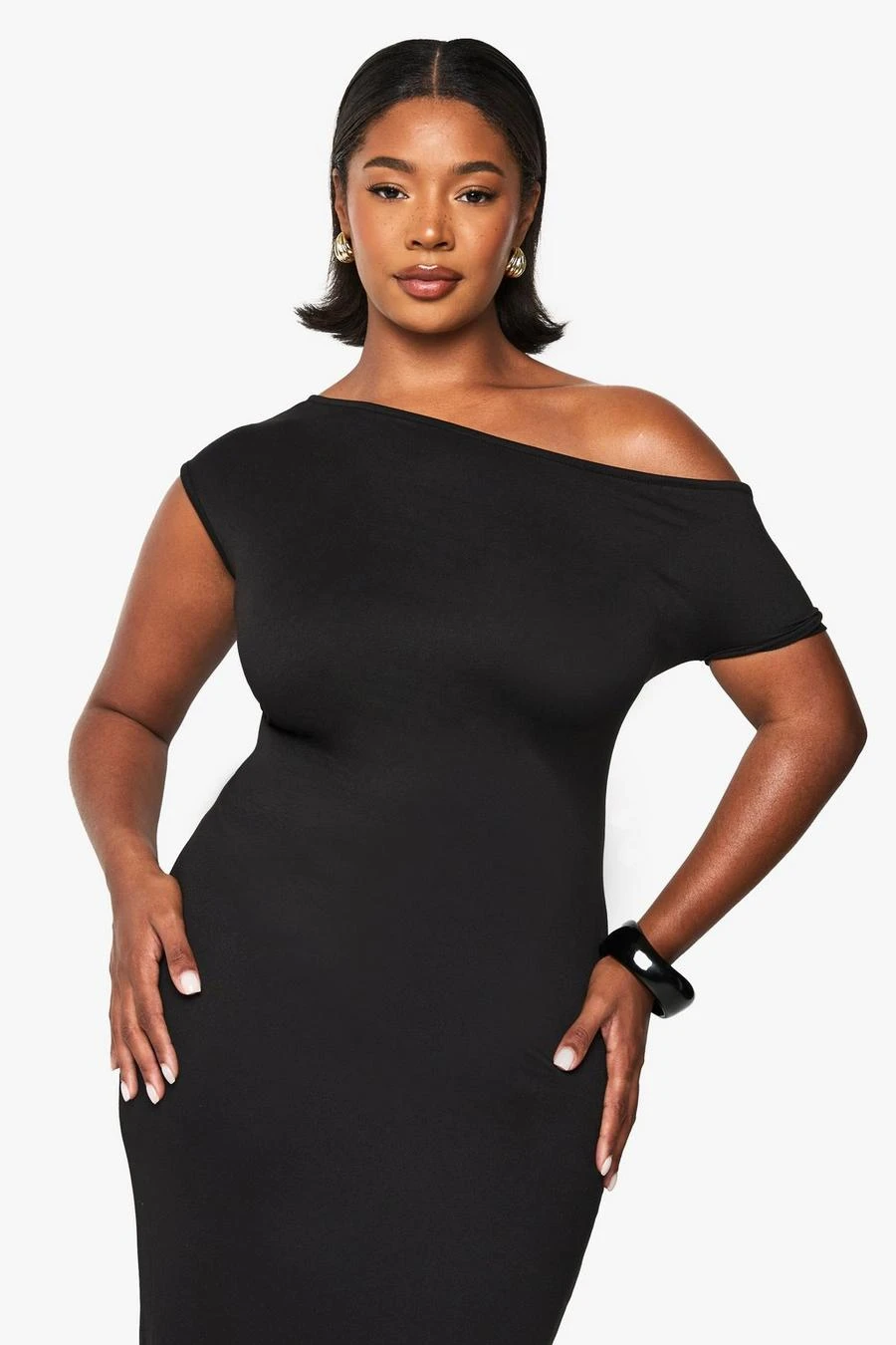 BOOHOO Plus Off Shoulder Super Maxi Dress 4 BOOHOO Plus Off Shoulder Super Maxi Dress - Image 4