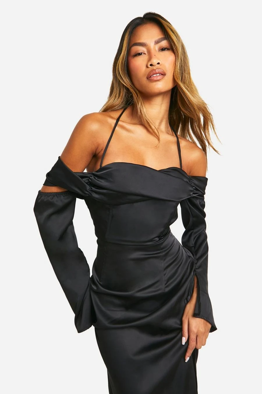 BOOHOO Satin Cold Shoulder Maxi Dres 4 BOOHOO Satin Cold Shoulder Maxi Dres - Image 4