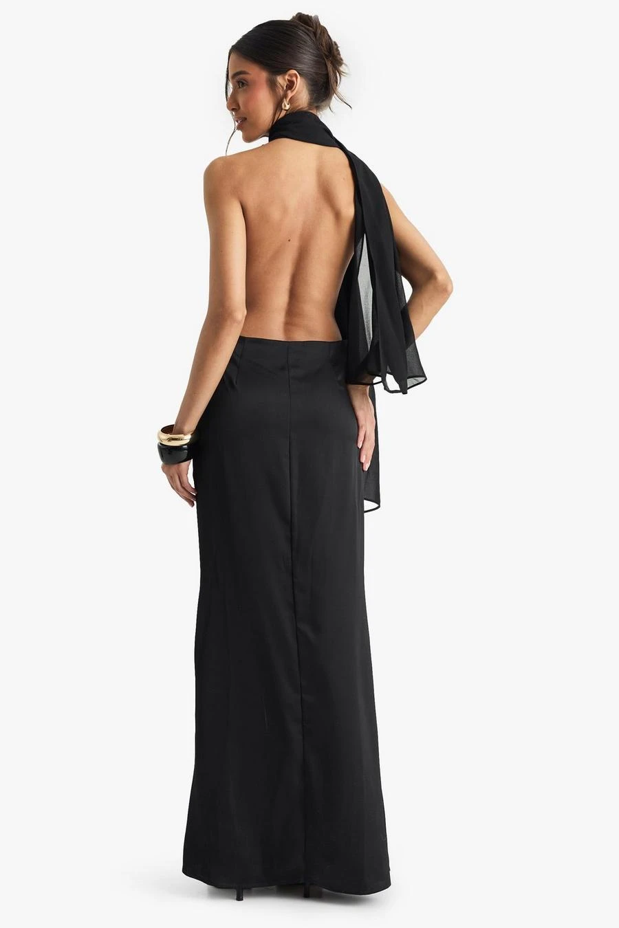 BOOHOO Satin Maxi Dress With Chiffon Scarf 2 BOOHOO Satin Maxi Dress With Chiffon Scarf - Image 2