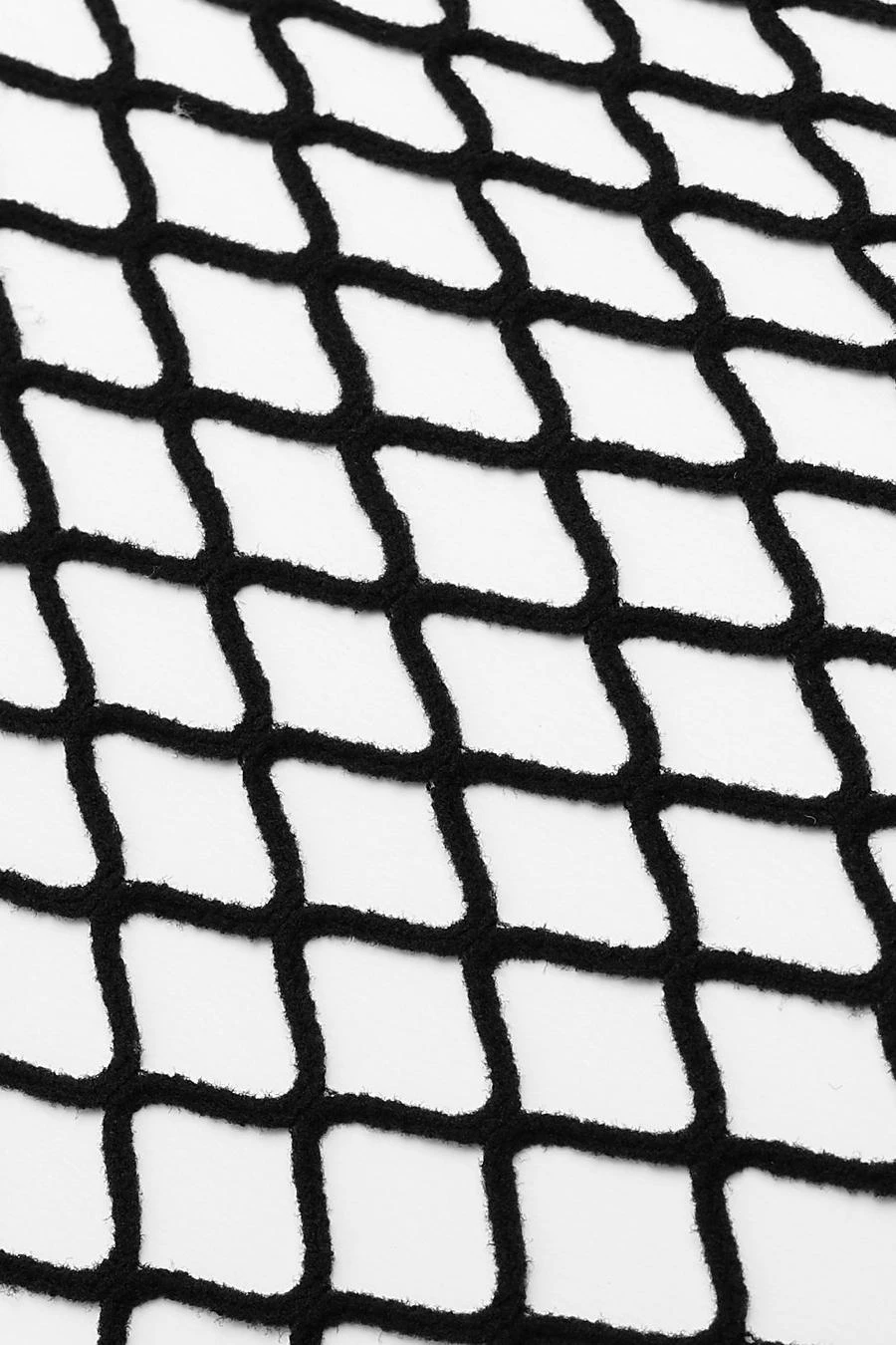 BOOHOO Single Fishnet Tights 3 BOOHOO Single Fishnet Tights - Image 3