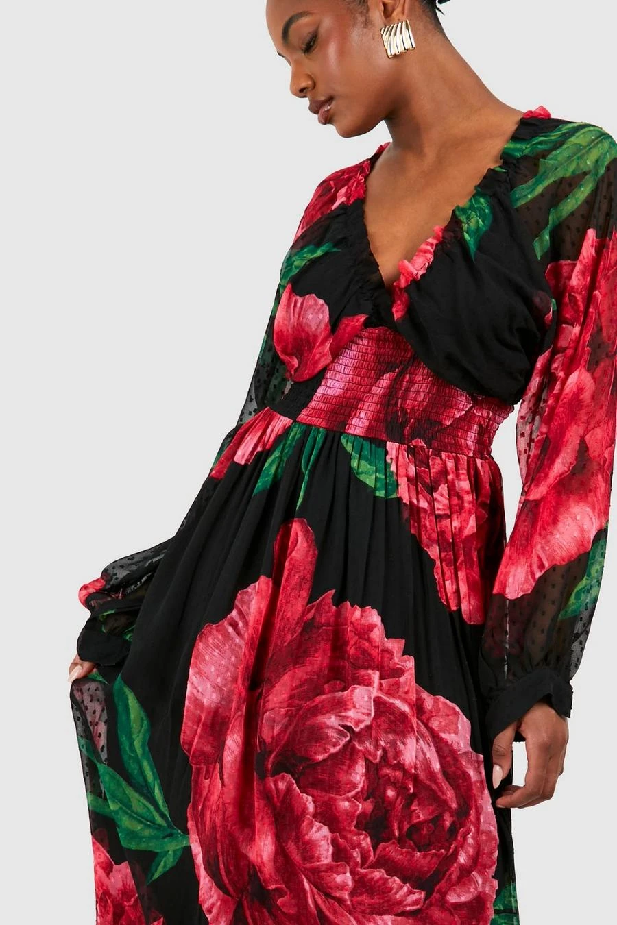 BOOHOO Tall Floral Print Dobby Shirred Maxi Dress 4 BOOHOO Tall Floral Print Dobby Shirred Maxi Dress - Image 4