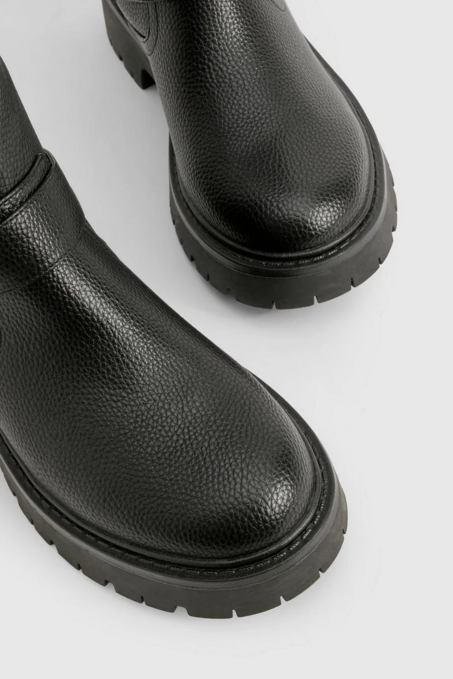 BOOHOO Textured Buckle Detail Chunky Knee High Boot 4 BOOHOO Textured Buckle Detail Chunky Knee High Boot - Image 4
