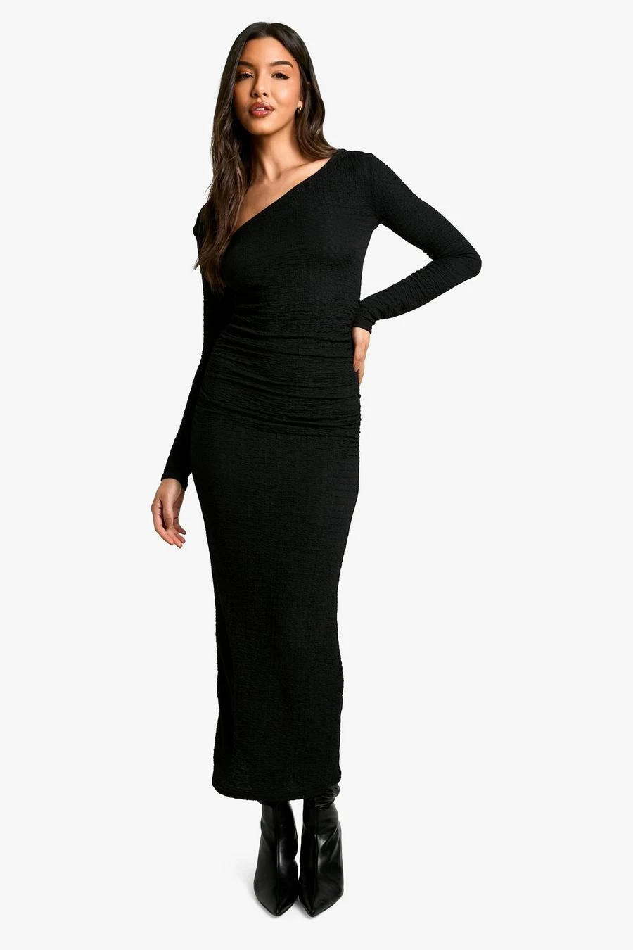 BOOHOO Textured Ruched Asymmetric Maxi Dress 3 BOOHOO Textured Ruched Asymmetric Maxi Dress - Image 3