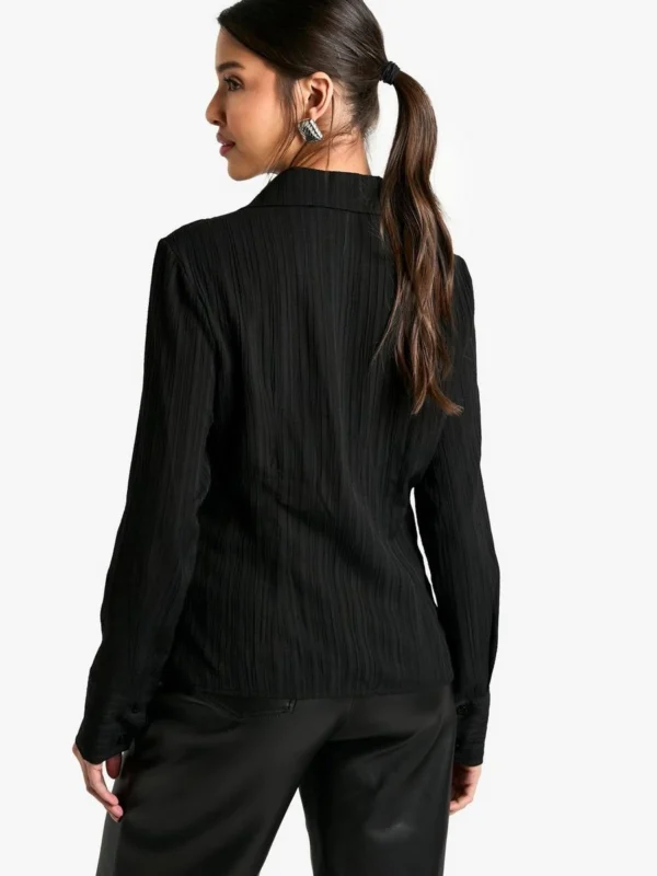 BamBam Fashion Shop -BamBam Fashion Shop female black textured slim fit long sleeve shirt 1 1