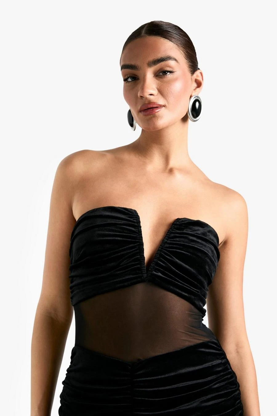 BOOHOO Velvet Mesh Plunge Ruched Maxi Dress 4 BOOHOO Velvet Mesh Plunge Ruched Maxi Dress - Image 4