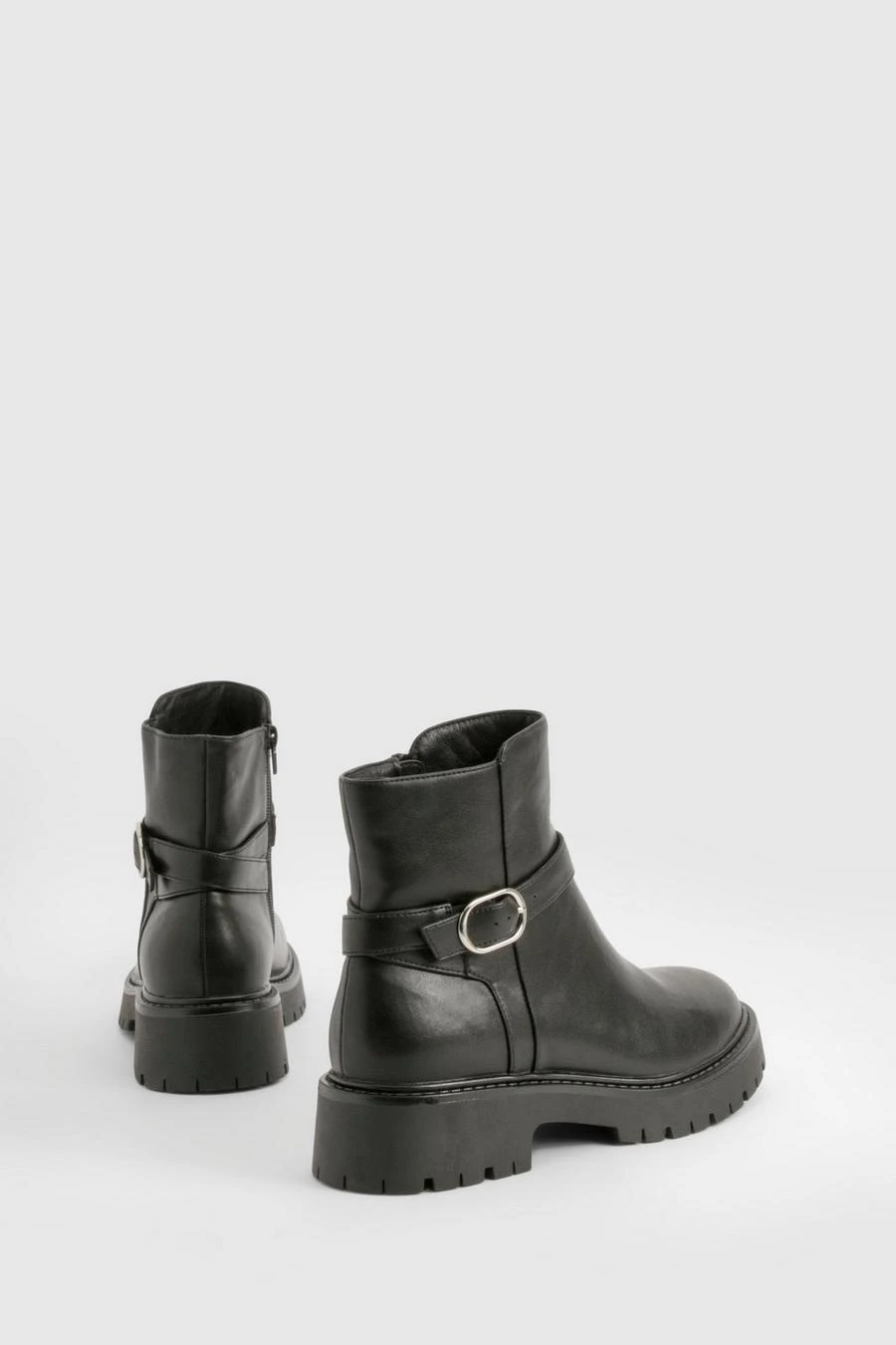 BOOHOO Wide Fit Chunky Buckle Detail Chelsea Boots 4 BOOHOO Wide Fit Chunky Buckle Detail Chelsea Boots - Image 4
