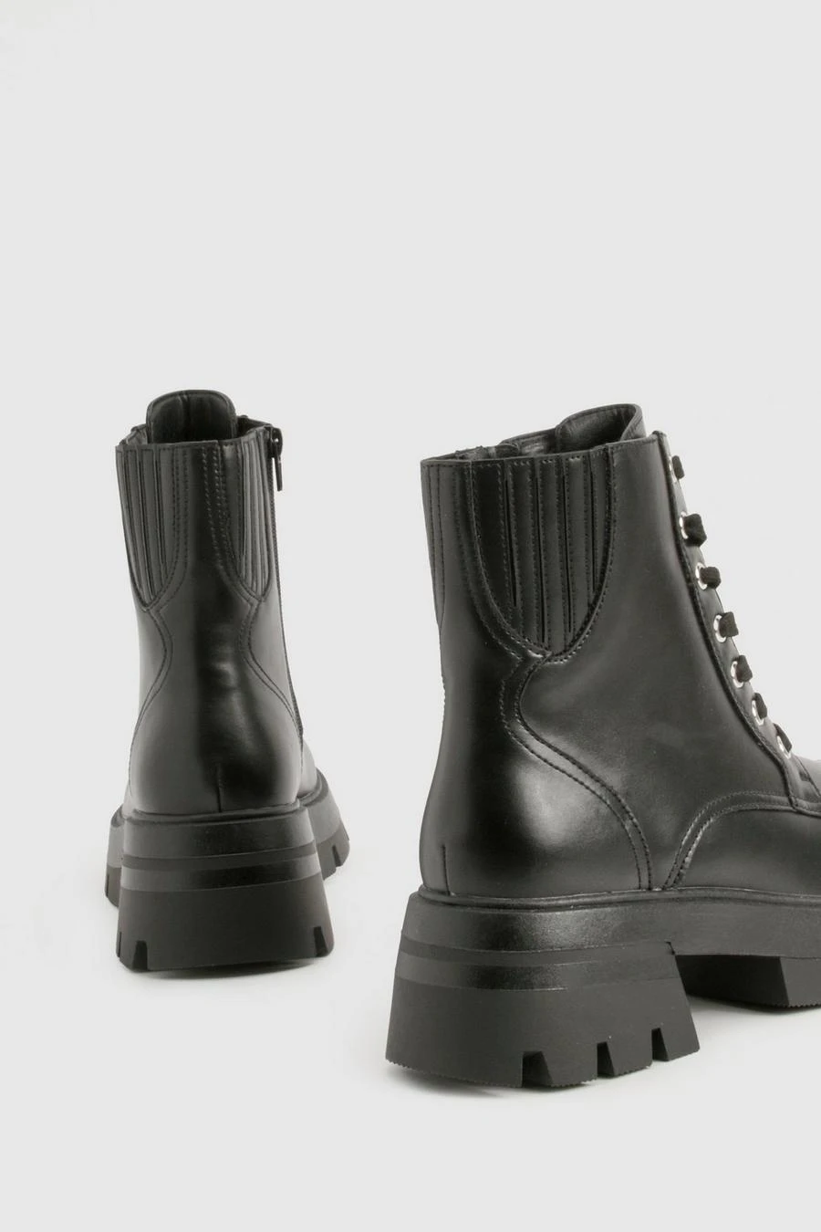 BOOHOO Wide Fit Chunky Lace Up Hiker Boots 3 BOOHOO Wide Fit Chunky Lace Up Hiker Boots - Image 3