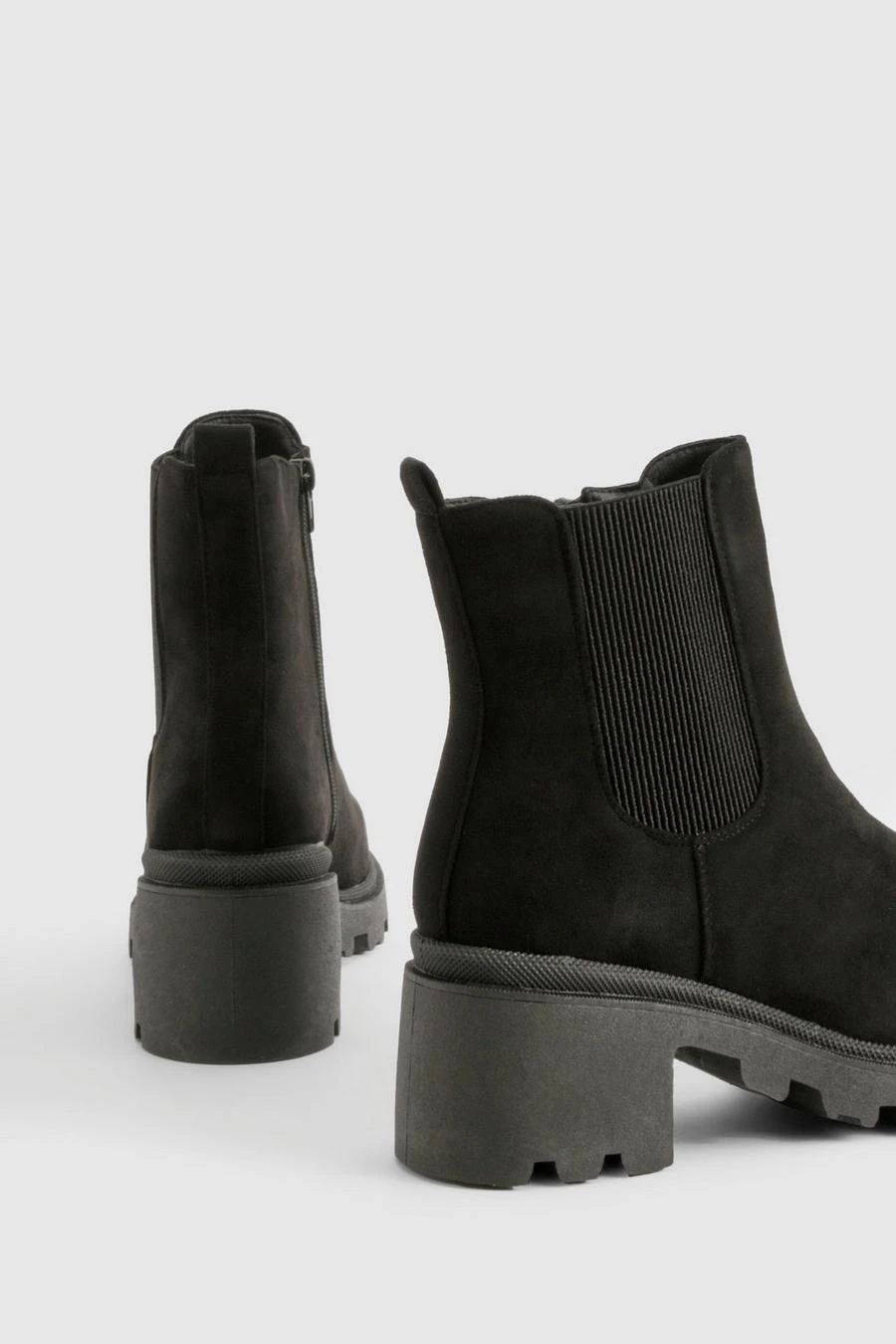 BOOHOO Wide Fit Faux Suede Low Block Chelsea Boots 4 BOOHOO Wide Fit Faux Suede Low Block Chelsea Boots - Image 4