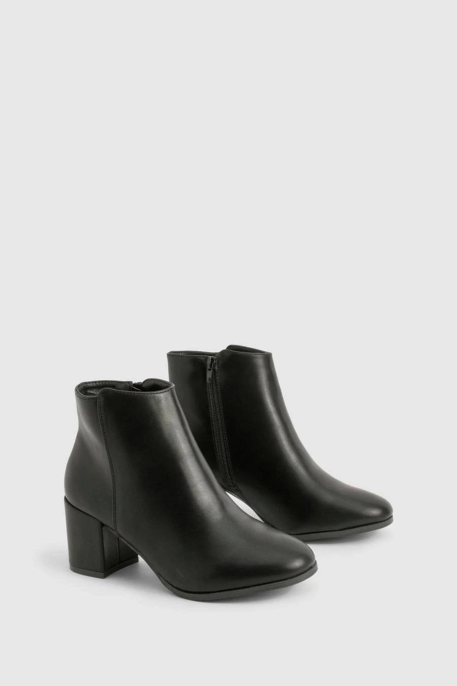 BOOHOO Wide Fit Pu Low Block Heel Ankle Boots 2 BOOHOO Wide Fit Pu Low Block Heel Ankle Boots - Image 2