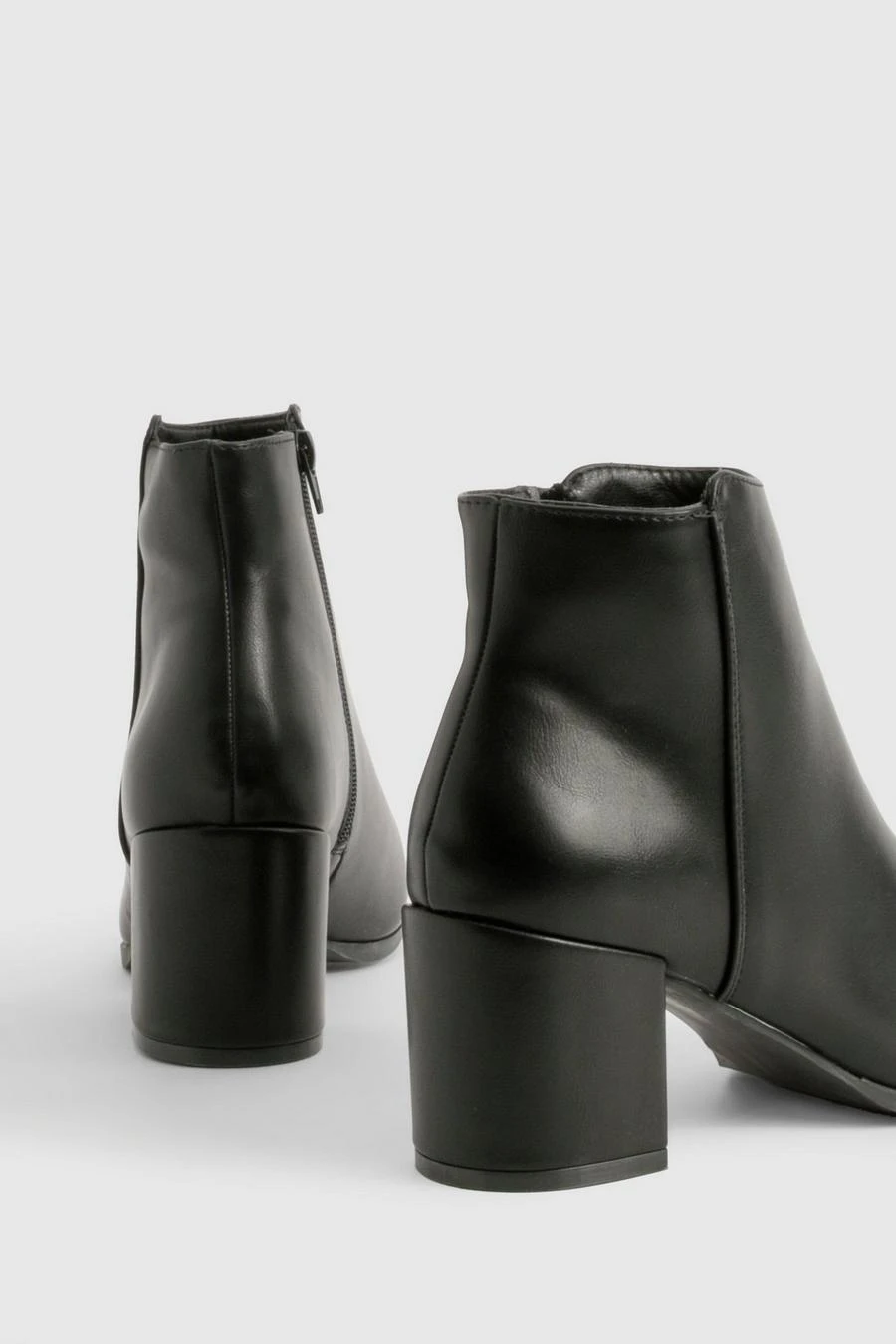 BOOHOO Wide Fit Pu Low Block Heel Ankle Boots 4 BOOHOO Wide Fit Pu Low Block Heel Ankle Boots - Image 4