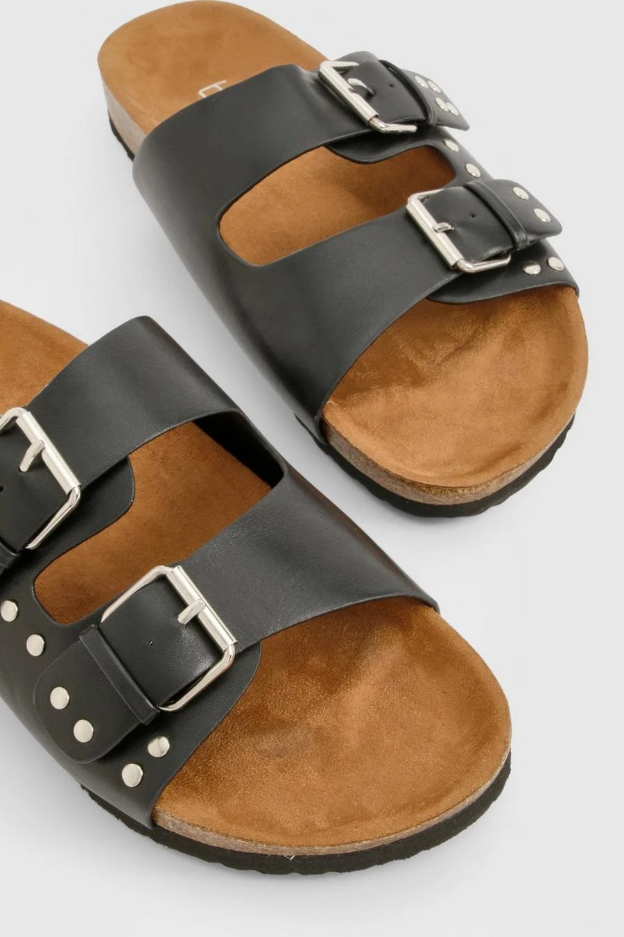 BOOHOO Wide Fit Stud And Buckle Detail Footbed Sliders 4 BOOHOO Wide Fit Stud And Buckle Detail Footbed Sliders - Image 4