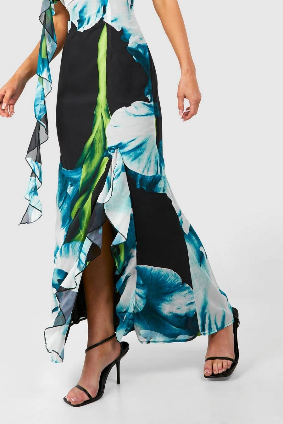 BOOHOO Floral Draped Sleeve Maxi Dress 4 BOOHOO Floral Draped Sleeve Maxi Dress - Image 4