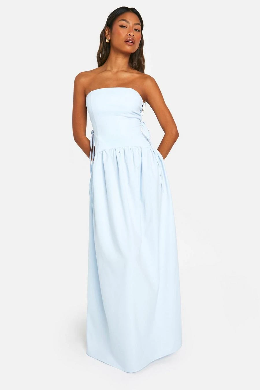 BOOHOO Tie Side Bandeau Maxi Dress 3 BOOHOO Tie Side Bandeau Maxi Dress - Image 3