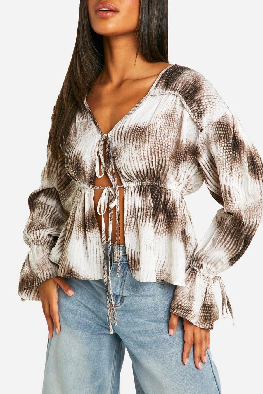 BOOHOO Chiffon Abstract Blouse 4 BOOHOO Chiffon Abstract Blouse - Image 4