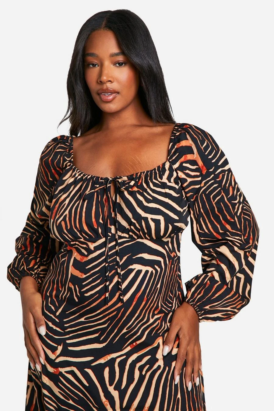 BOOHOO Plus Animal Print Ruched Bust Midi Dress 4 BOOHOO Plus Animal Print Ruched Bust Midi Dress - Image 4