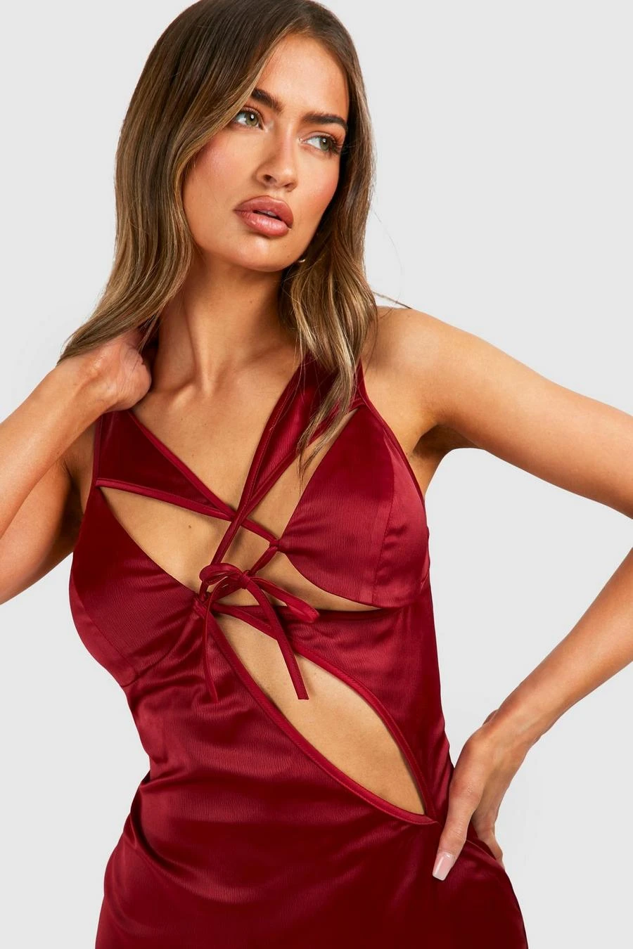 BOOHOO Satin Cut Out Midaxi Slip Dress 4 BOOHOO Satin Cut Out Midaxi Slip Dress - Image 4