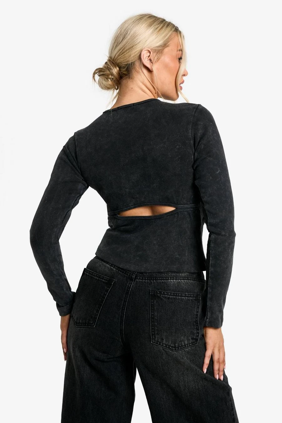 BOOHOO Acid Wash Back Cut Out Long Sleeve Top 2 BOOHOO Acid Wash Back Cut Out Long Sleeve Top - Image 2