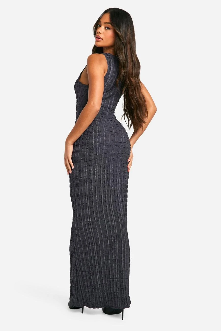 BOOHOO Textured Sleeveless Maxi Dress 2 BOOHOO Textured Sleeveless Maxi Dress - Image 2