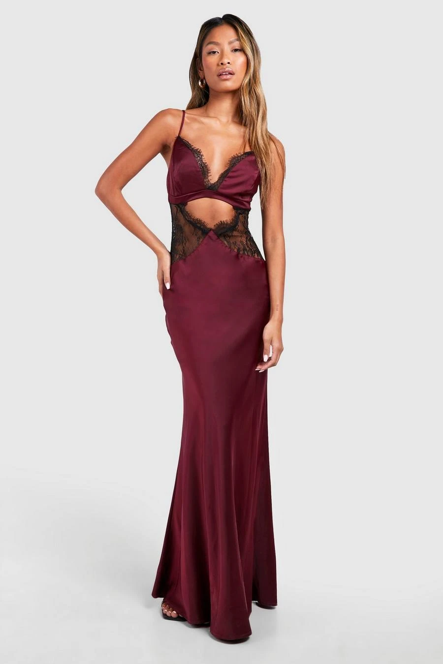 BOOHOO Satin Lace Detail Maxi Slip Dress 4 BOOHOO Satin Lace Detail Maxi Slip Dress - Image 4