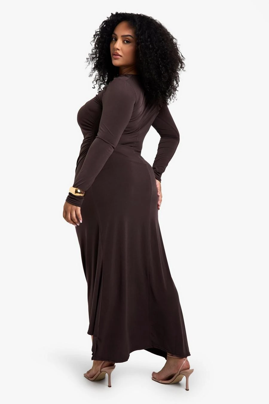 BOOHOO Plus Twist Detail Rouched Maxi Dress 2 BOOHOO Plus Twist Detail Rouched Maxi Dress - Image 2