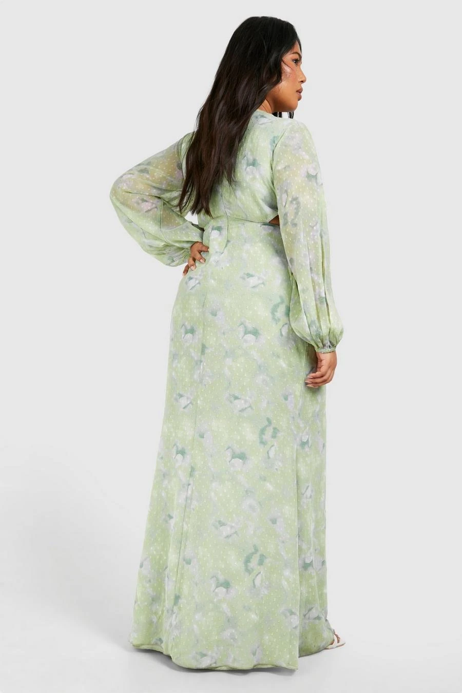 BOOHOO Plus Floral Print Dobby Mesh Cut Out Maxi Dress 2 BOOHOO Plus Floral Print Dobby Mesh Cut Out Maxi Dress - Image 2