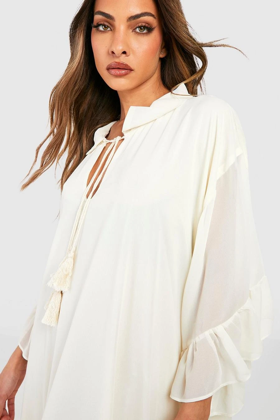 BOOHOO Ruffle Detail Smock Maxi Dress 4 BOOHOO Ruffle Detail Smock Maxi Dress - Image 4