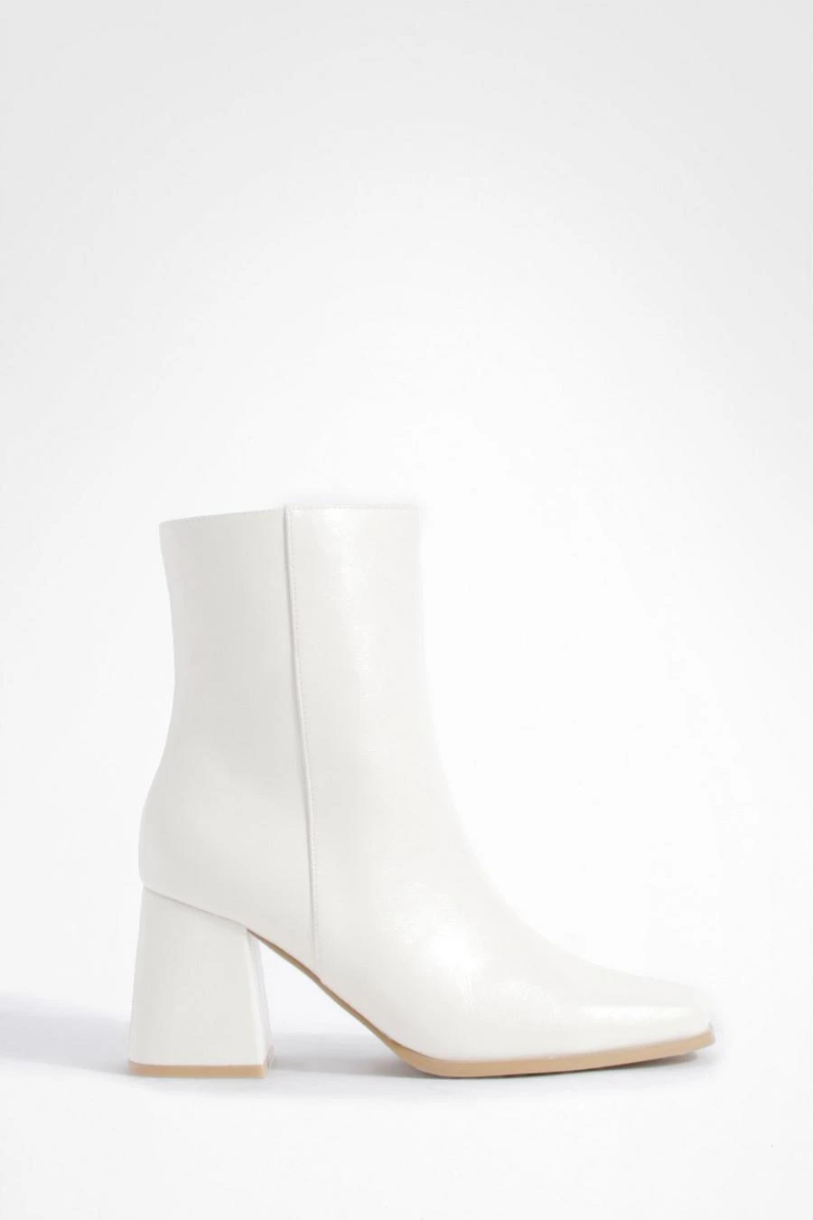 BOOHOO Wide Fit Block Heel Ankle Boots 2 BOOHOO Wide Fit Block Heel Ankle Boots - Image 2
