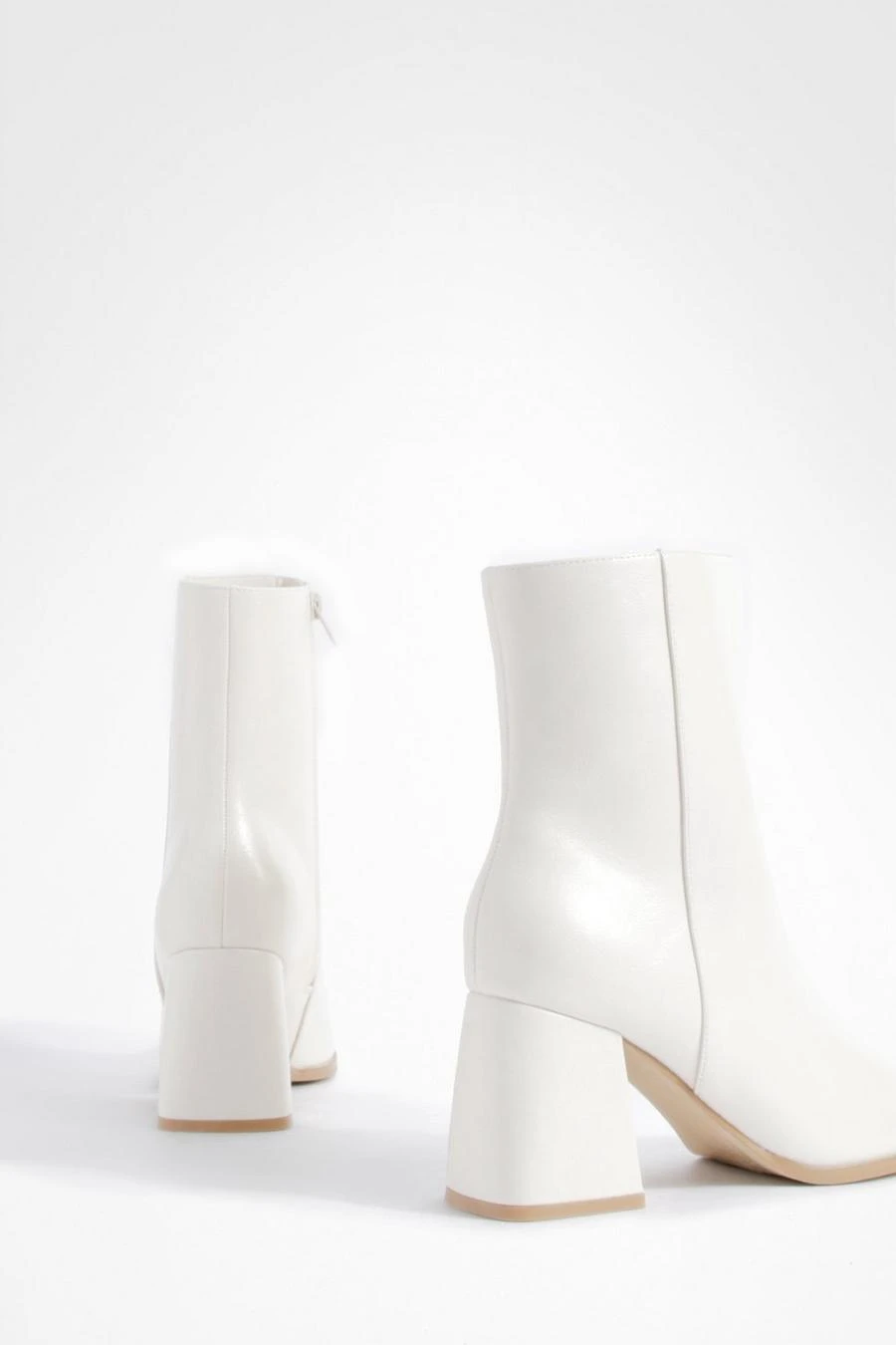 BOOHOO Wide Fit Block Heel Ankle Boots 3 BOOHOO Wide Fit Block Heel Ankle Boots - Image 3