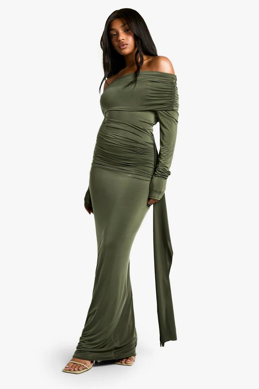 BOOHOO Asymmetric Ruched Long Sleeve Maxi Dress 3 BOOHOO Asymmetric Ruched Long Sleeve Maxi Dress - Image 3