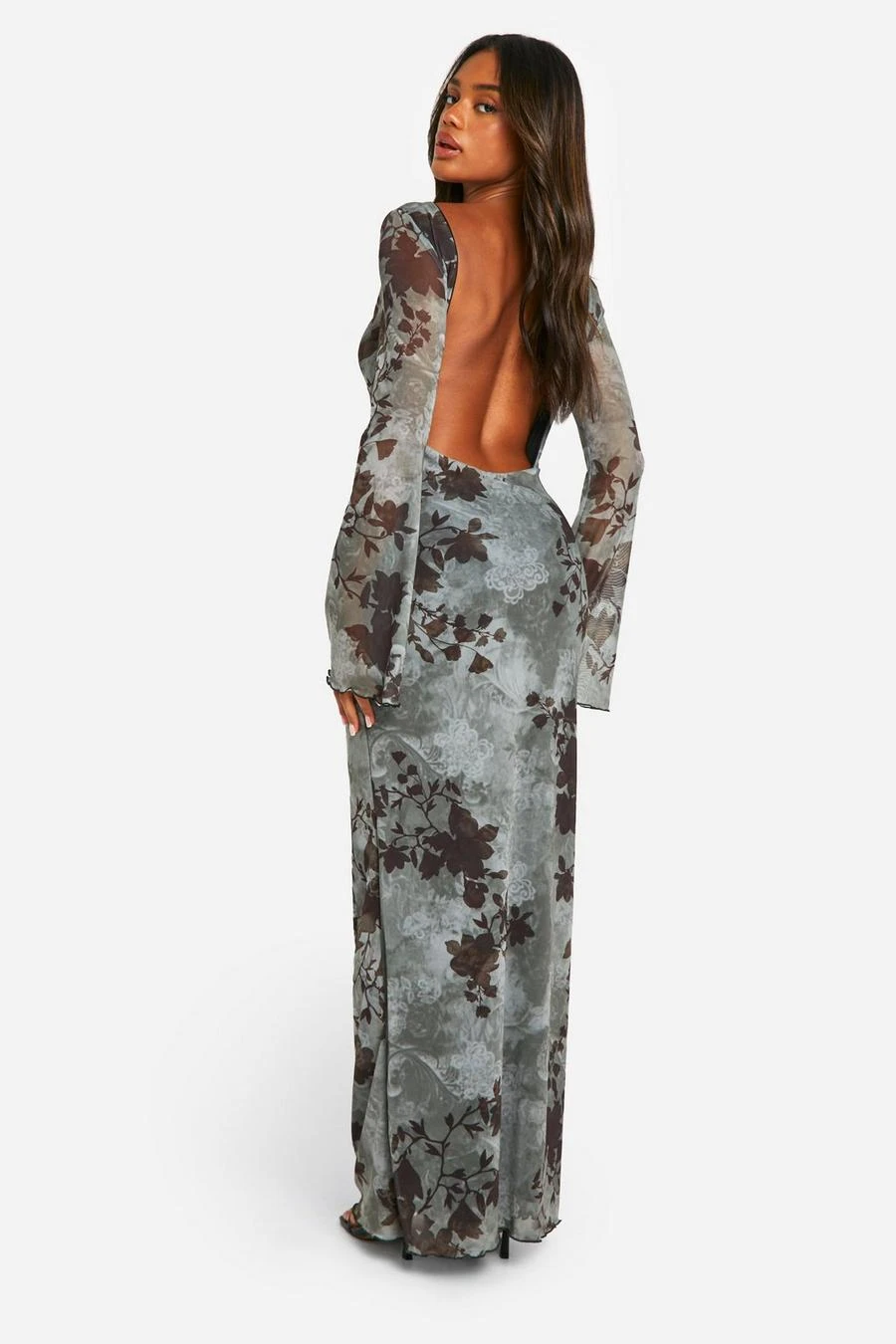 BOOHOO Blur Floral Scoop Back Maxi Dress 2 BOOHOO Blur Floral Scoop Back Maxi Dress - Image 2