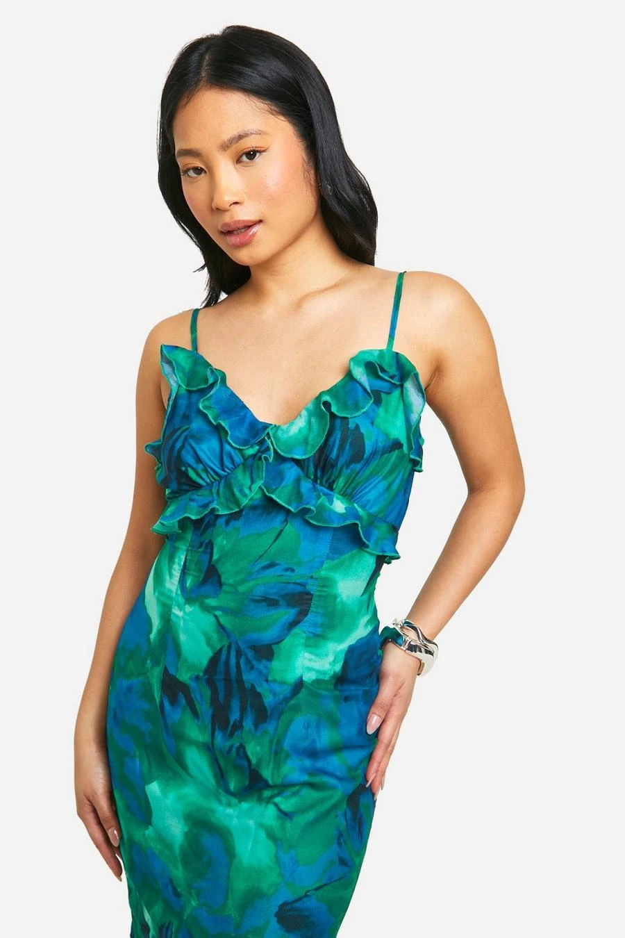 BOOHOO Petite Abstract Floral Ruffle Maxi Dress 4 BOOHOO Petite Abstract Floral Ruffle Maxi Dress - Image 4