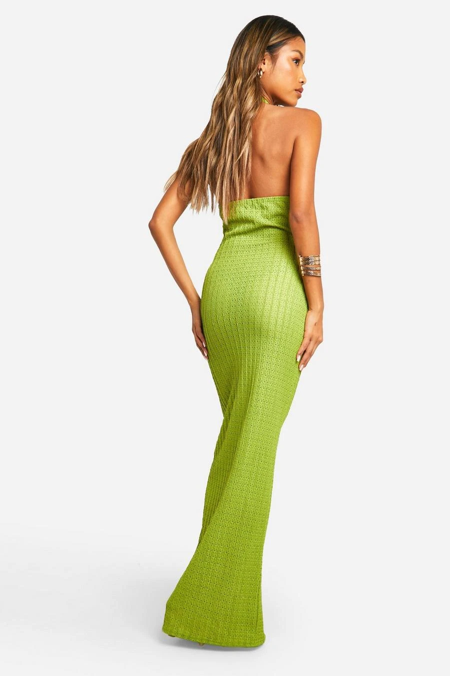BOOHOO Textured Halterneck Cut Out Trim Maxi Dress 2 BOOHOO Textured Halterneck Cut Out Trim Maxi Dress - Image 2