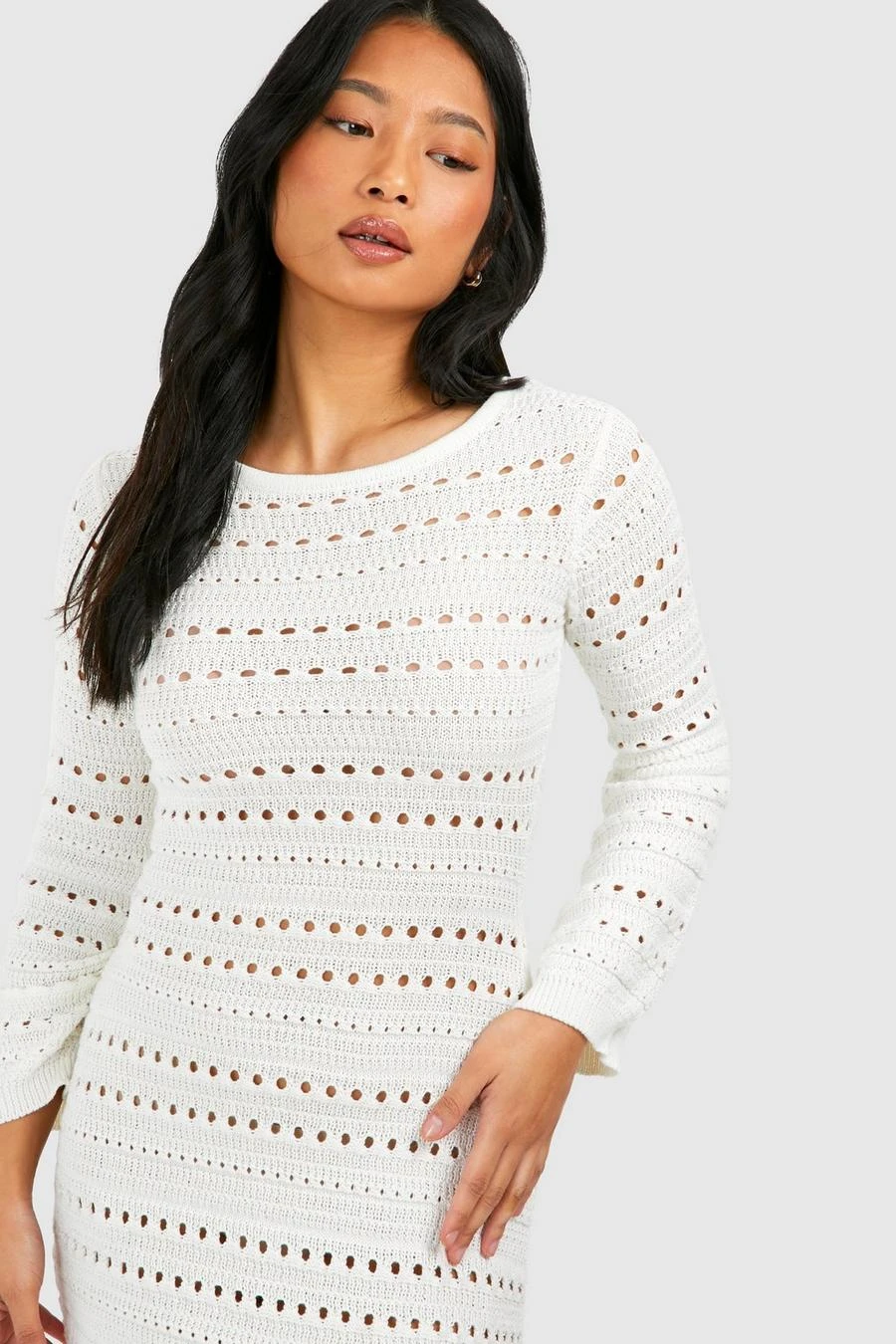 BOOHOO Petite Crochet Flare Sleeve Tie Back Knitted Maxi Dress 4 BOOHOO Petite Crochet Flare Sleeve Tie Back Knitted Maxi Dress - Image 4