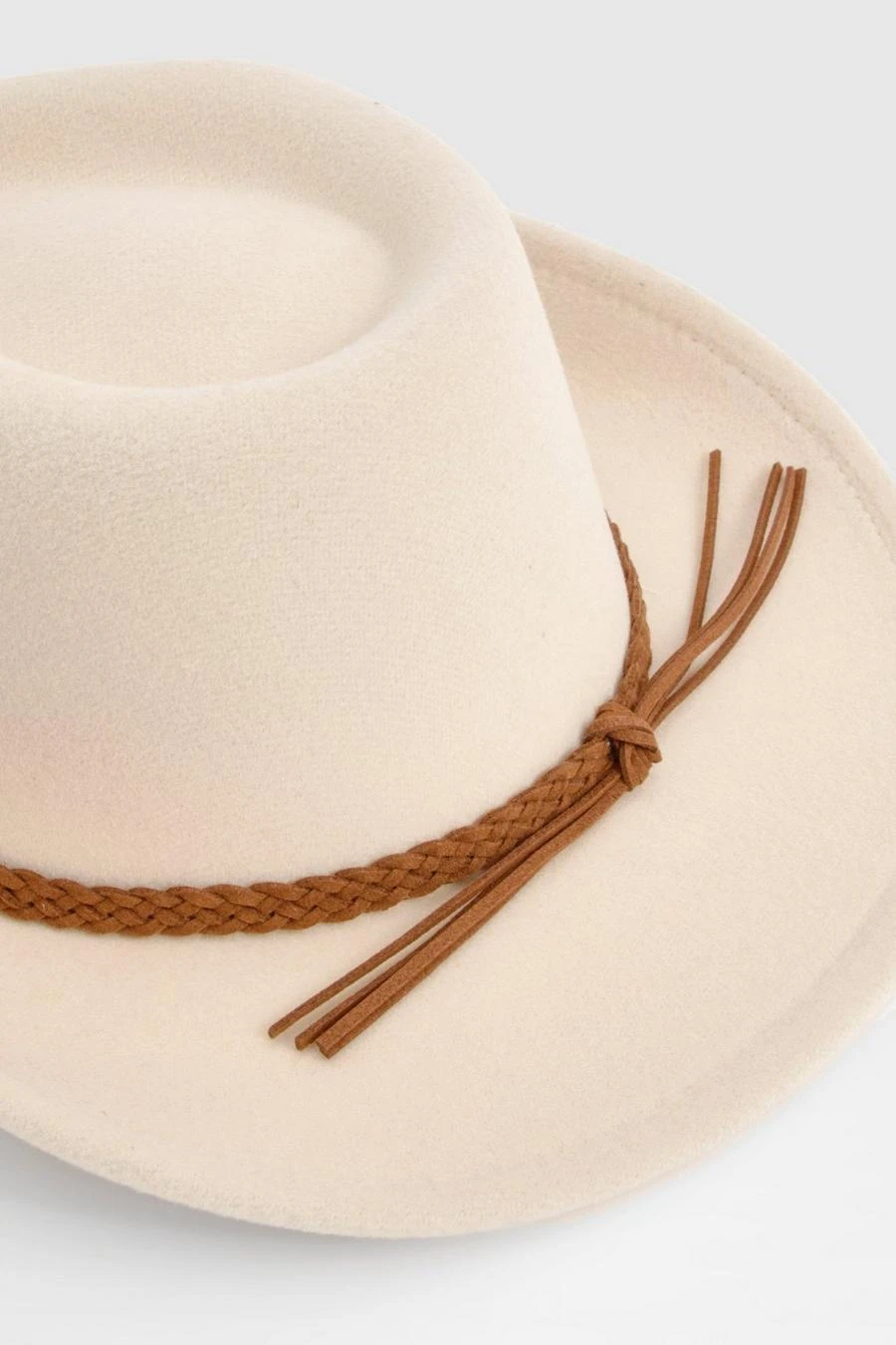 BOOHOO Plaited Detail Western Cowboy Hat 3 BOOHOO Plaited Detail Western Cowboy Hat - Image 3