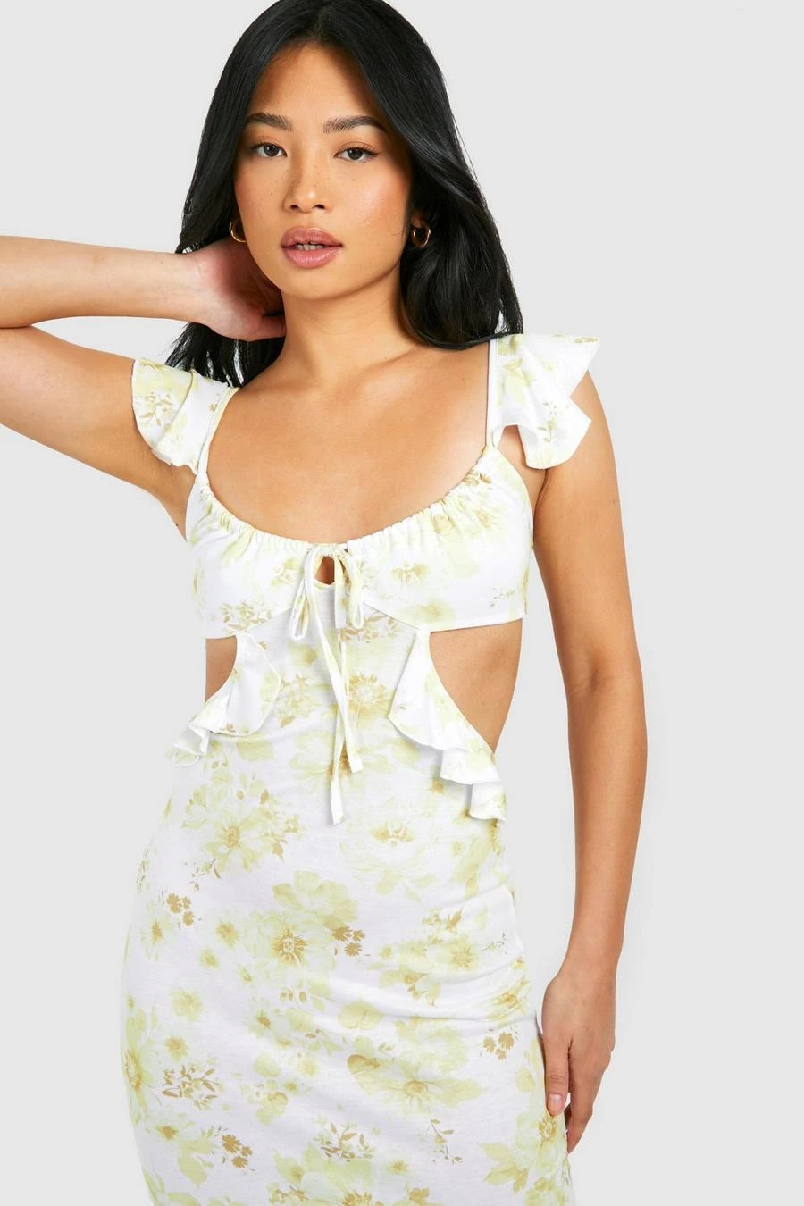 BOOHOO Petite Ruffle Detail Tie Back Maxi Dress 4 BOOHOO Petite Ruffle Detail Tie Back Maxi Dress - Image 4